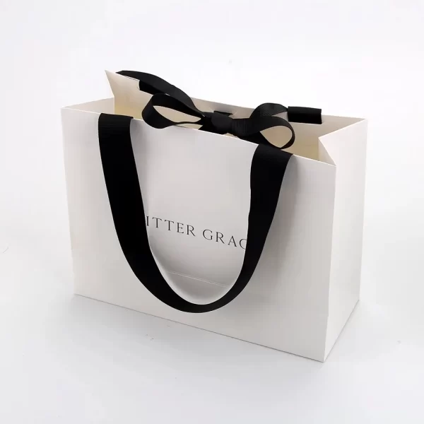 gift bag , shopping bag, cosmetic paper bag